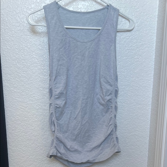 Fabletics Light Gray Tank Top - Picture 1 of 3